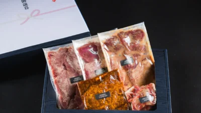 【限定販売】贈って驚き、食べて感動！総量1kgの厚切り仙台仕込み牛タン＆牛タン刺し入り「たん助 御歳暮セット2025」11月11日(火)より販売開始！